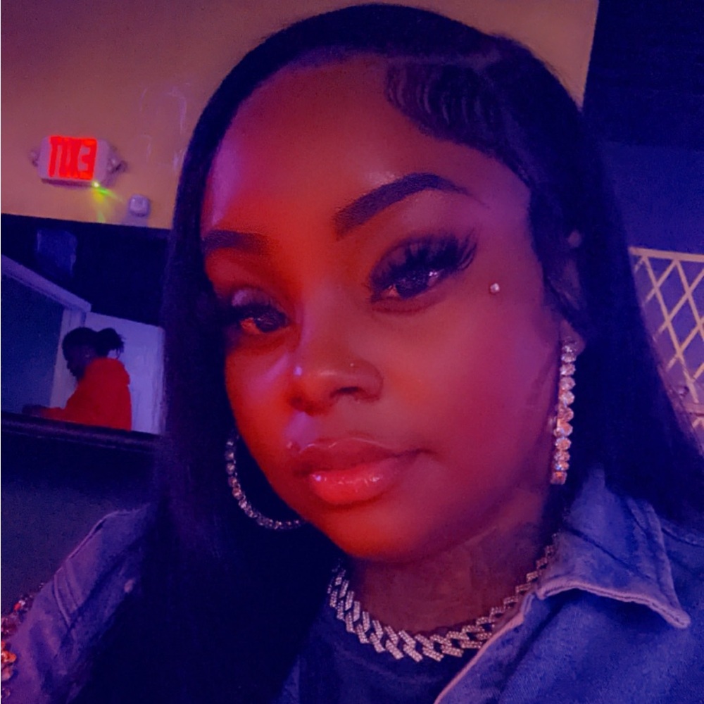 Meet your Posher, Shantara